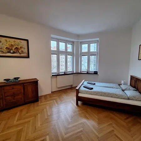 Sarlot Bratislava