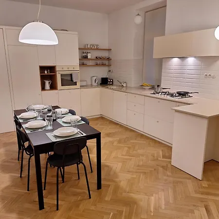 Sarlot Apartmán Bratislava