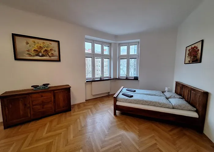 Sarlot Bratislava